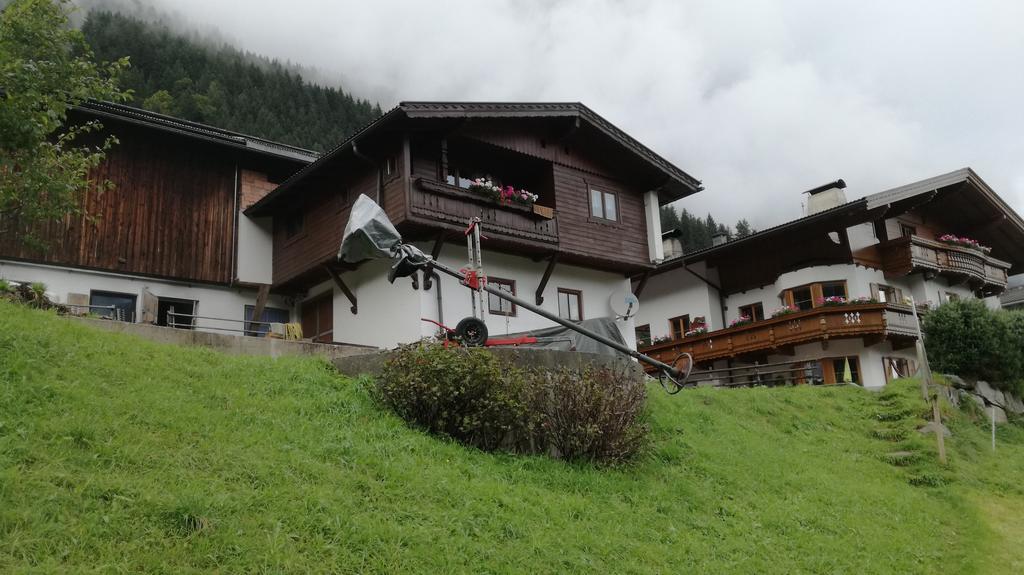 Zellerhof Apartmán *
