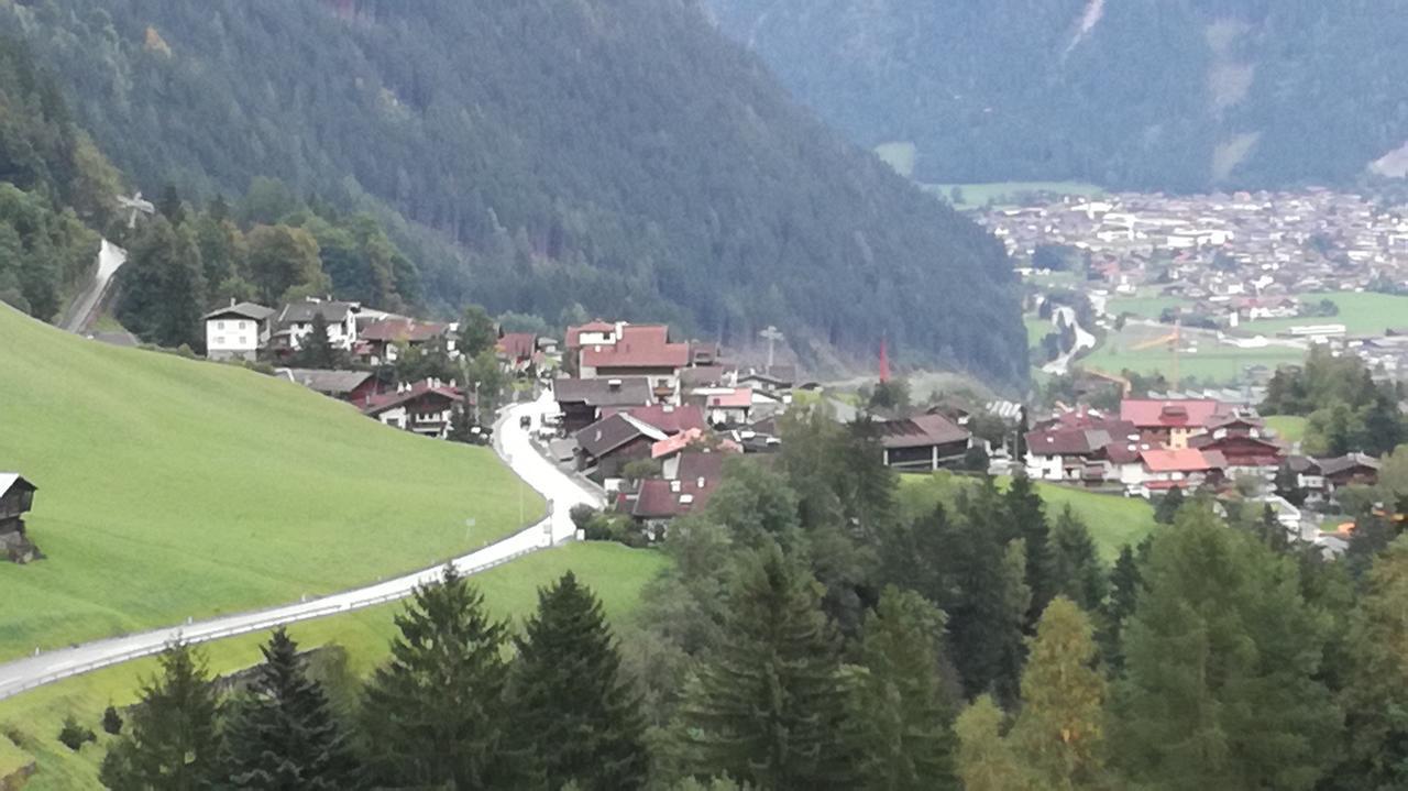Zellerhof Apartmán *