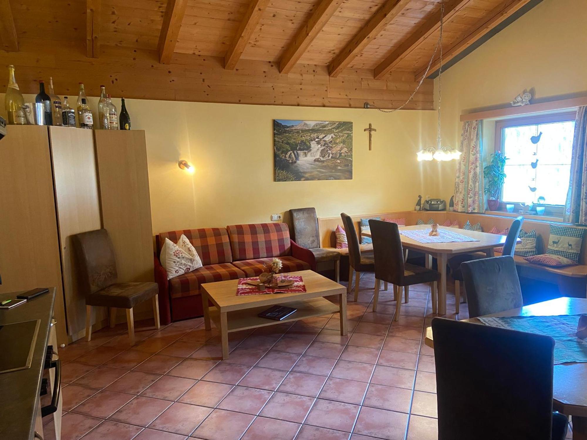 Zellerhof Apartment